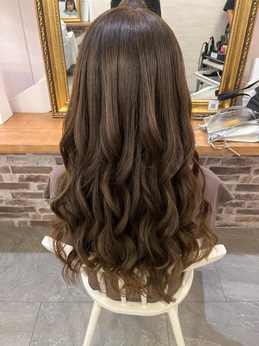 ヘアアレンジ 鈴木 芽香のマツエク・マツパデザイン