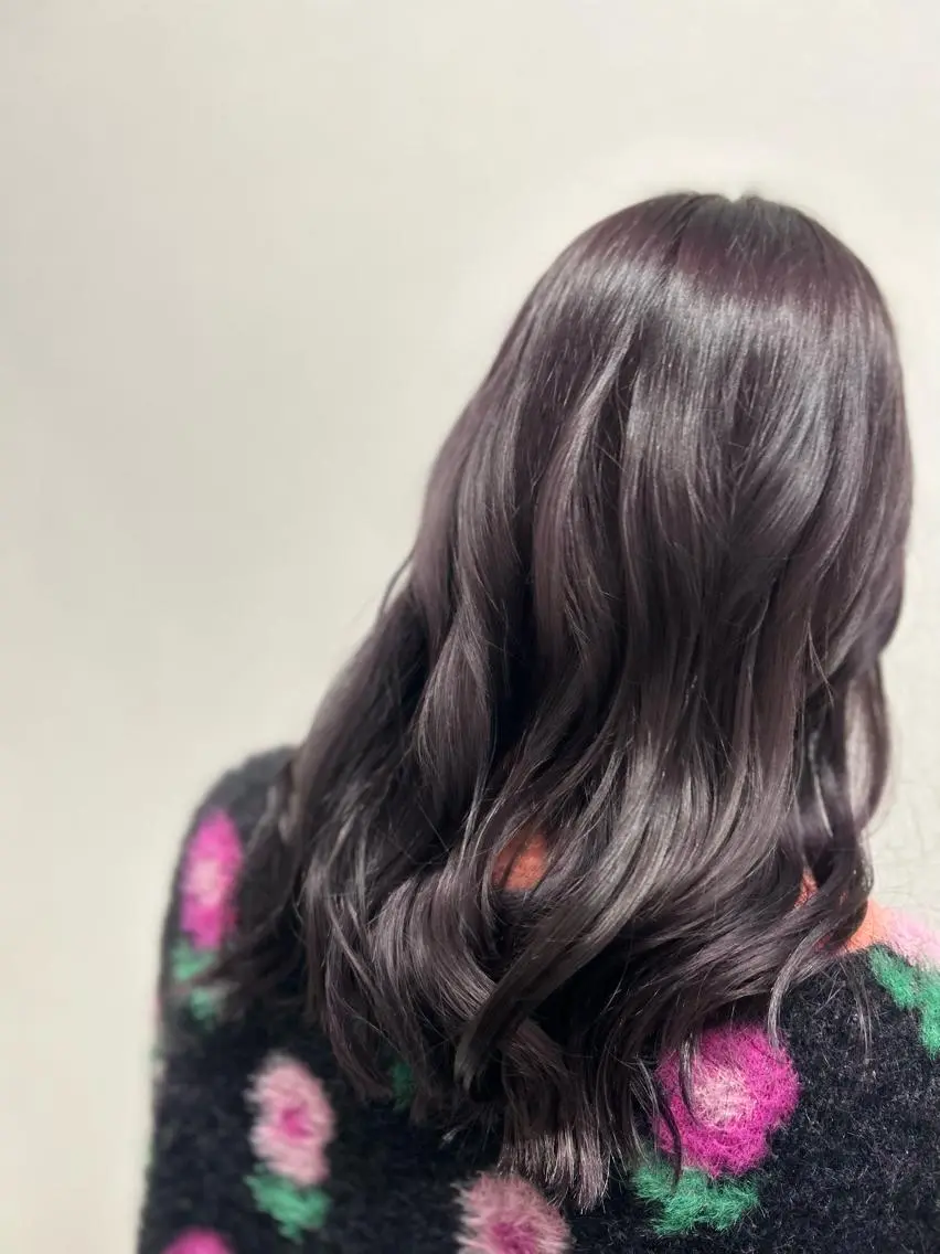 ミディアム イノクチ マコト髪質改善カラーのヘアスタイル