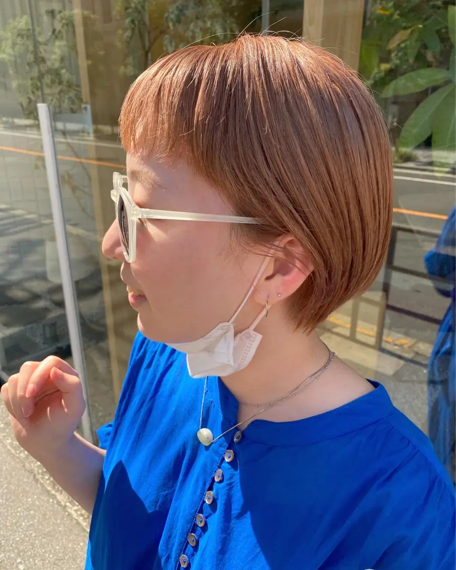 ショート カラー ヘアアレンジ ベージュカラー ハイトーンカラー ハイトーンベージュ ハイトーンオレンジ オレンジ カット ヘアカラー トリートメント みやけ ひなのヘアスタイル