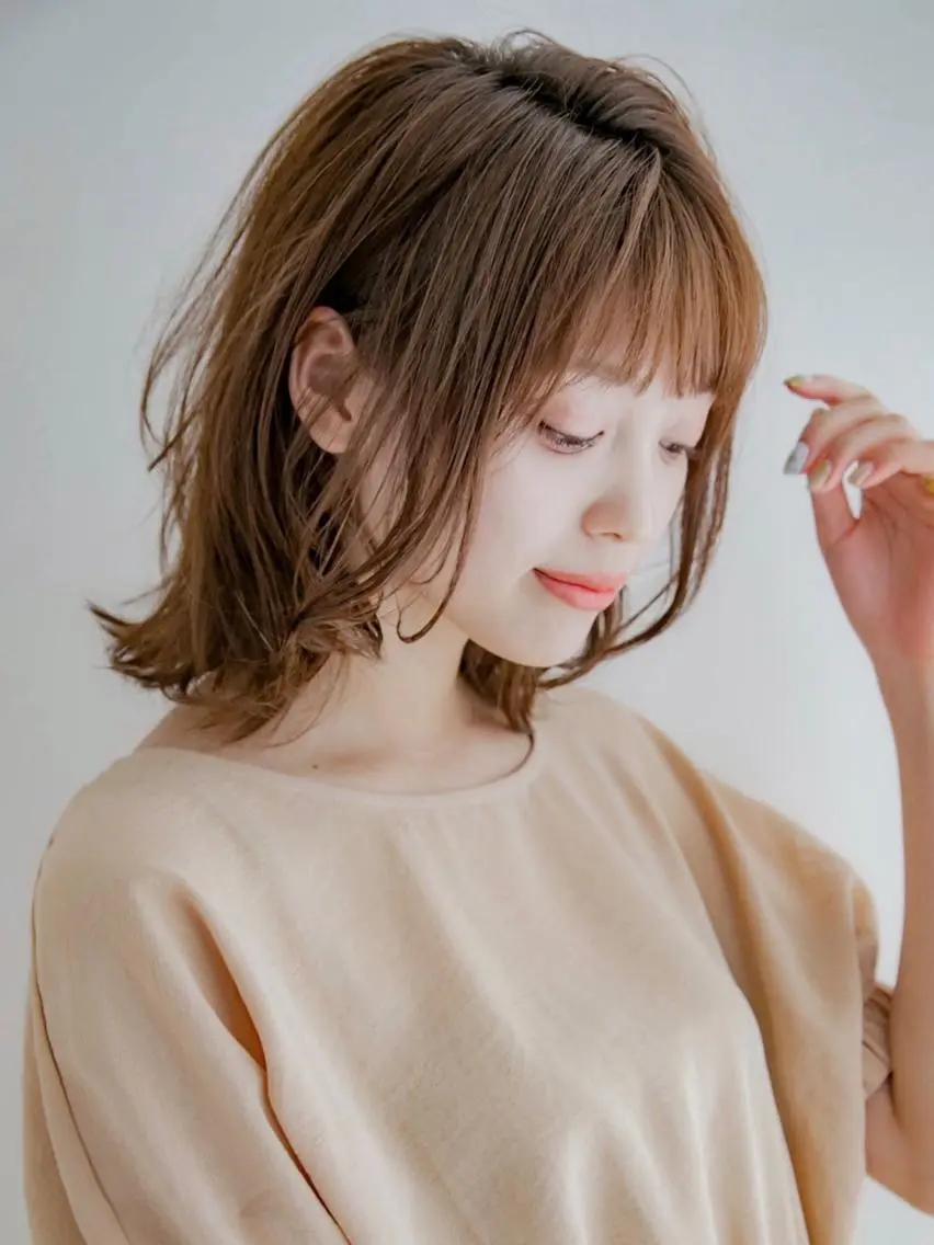 ミディアム 山本翔一郎 韓国顔周りレイヤーのヘアスタイル