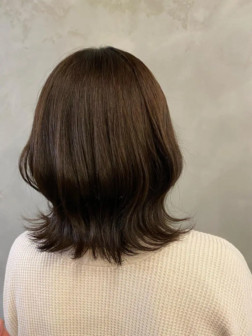 ミディアム チョコレートブラウン 小顔カット 🌿リョウカのヘアスタイル