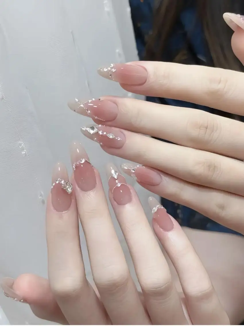 ネイル ネイリストヨ ヨのネイルデザイン