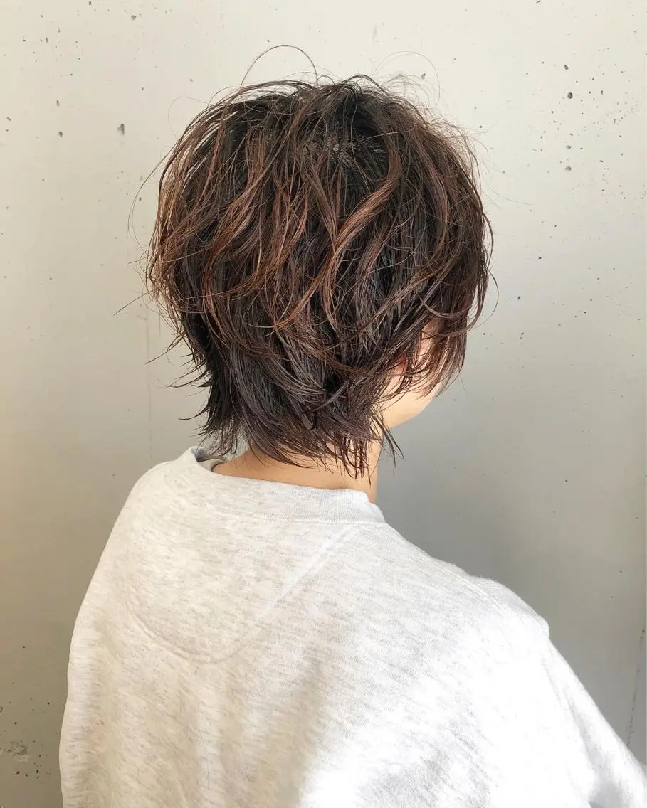 ショート カット 東 みのりのヘアスタイル
