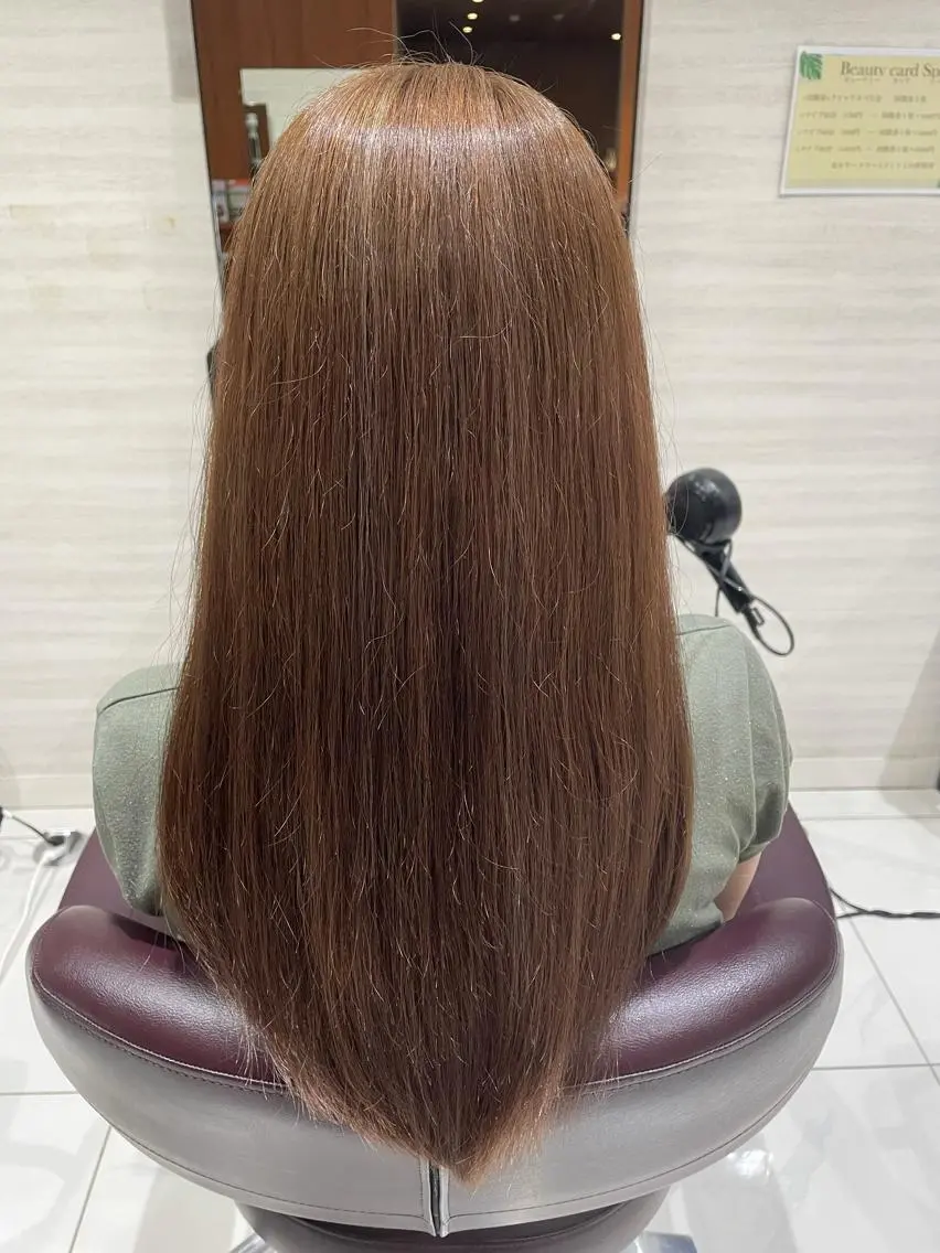 ロング カラー ブラウンカラー 松本 唯のヘアスタイル