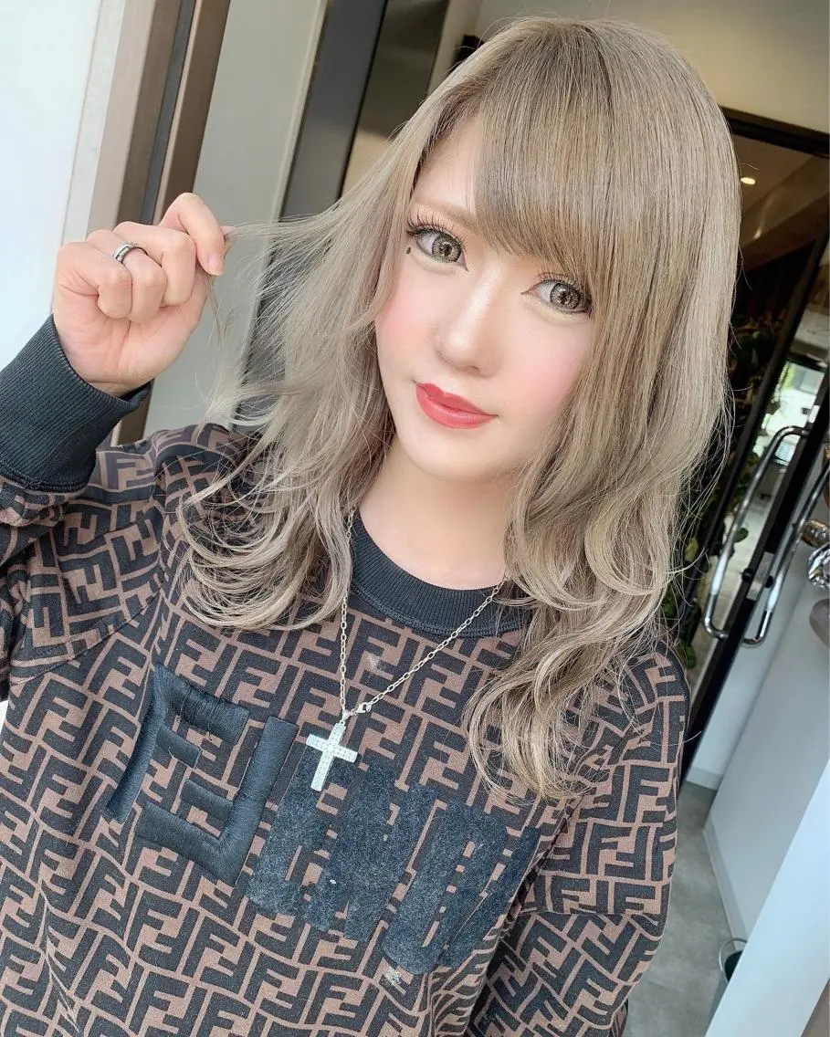 セミロング カラー ヘアカラー トリートメント 髪質改善will hairdesignのヘアスタイル