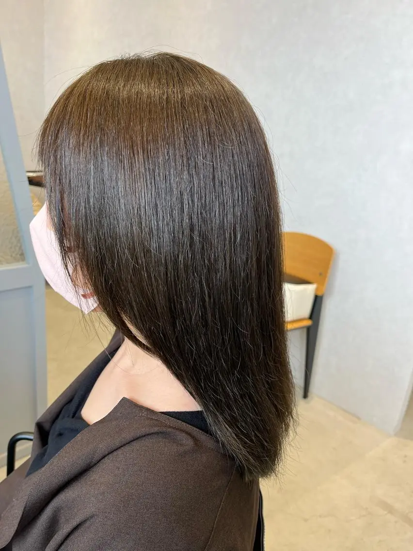 カラー 福島 果音のヘアスタイル