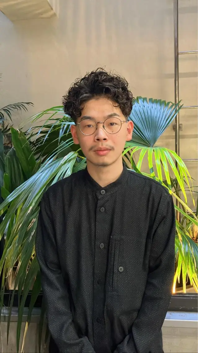 パーマ メンズ 本田 央介のヘアスタイル
