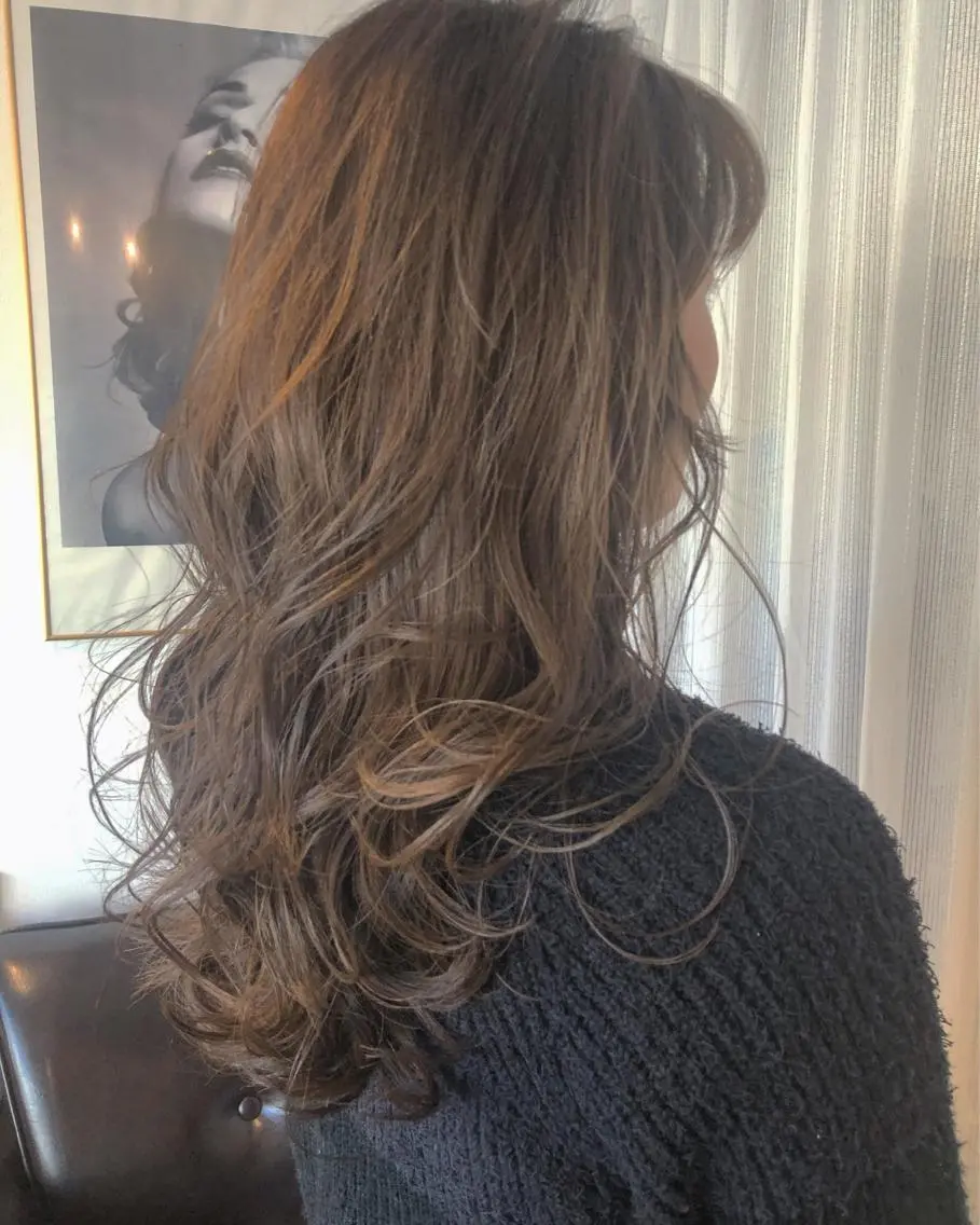 ロング スタイリスト 佑梨のヘアスタイル