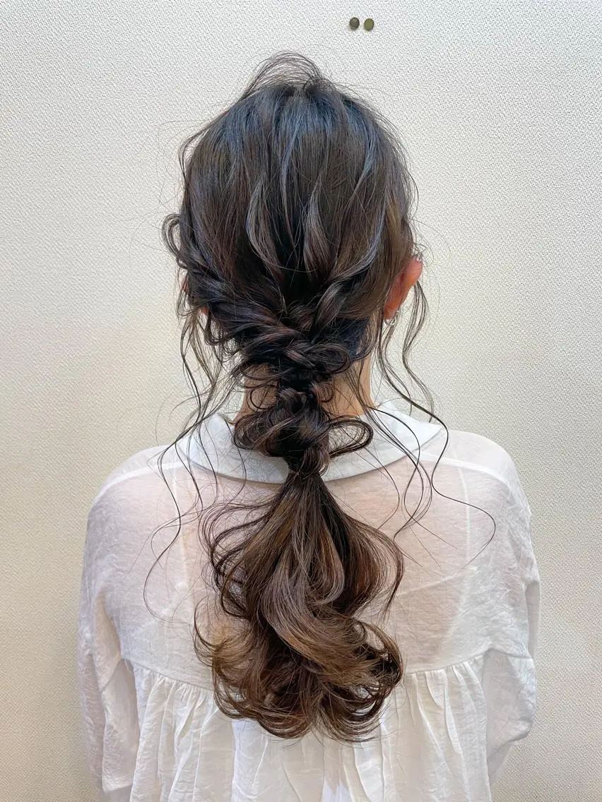 ヘアアレンジ レイヤーカット/透明 感カラー🐬永井瑠栞のヘアスタイル
