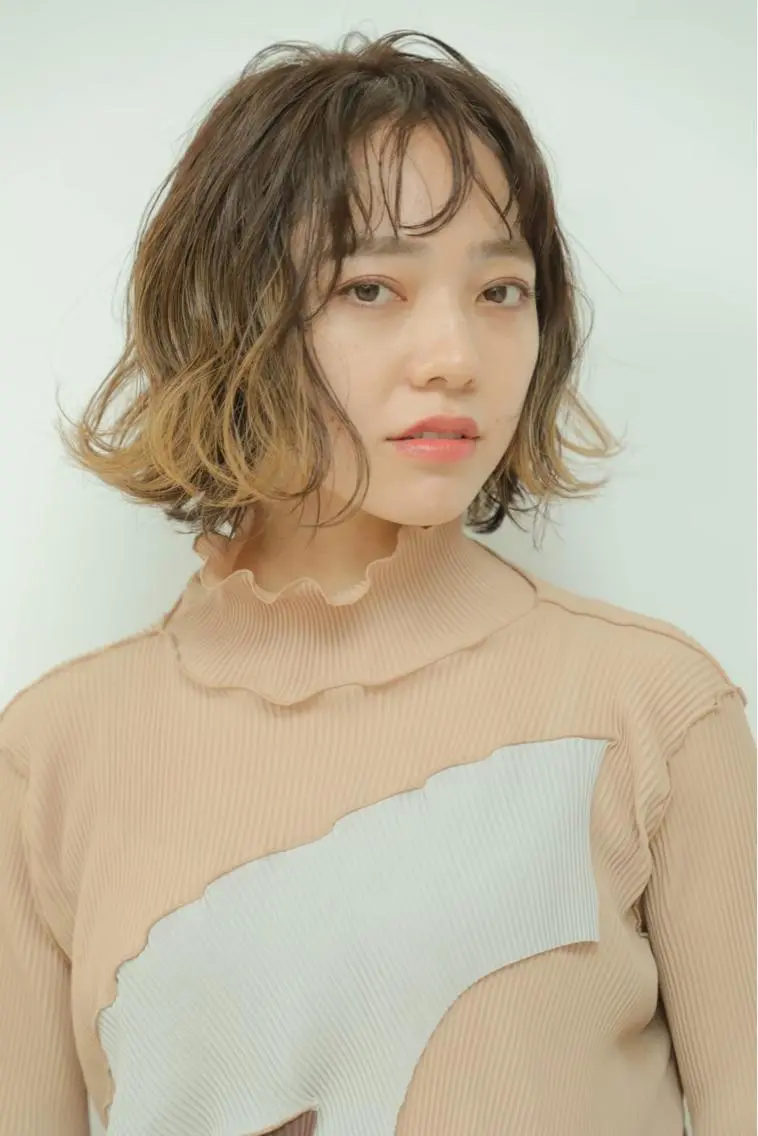 マツエク・マツパ 谷 なづきのヘアスタイル