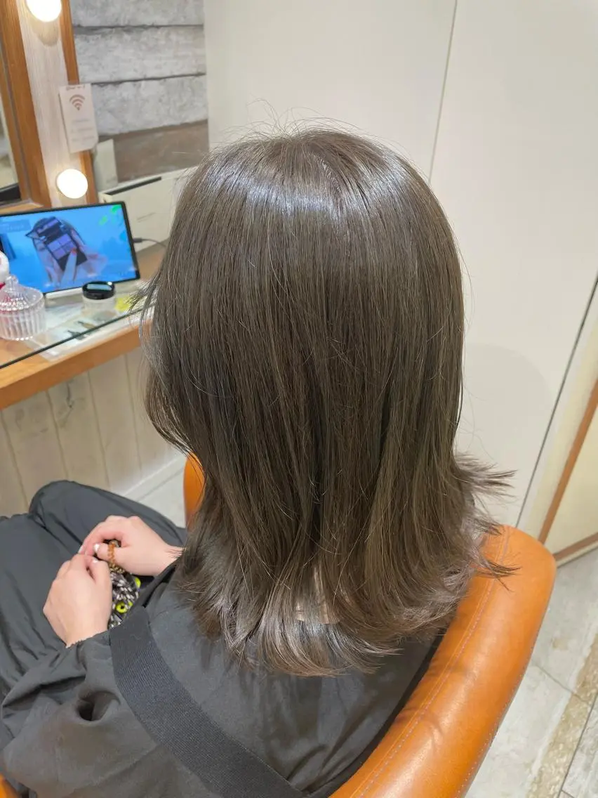 ミディアム カラー 透明感カラー グレージュ 清水 ちひろ ✄トップスタイリストのヘアスタイル