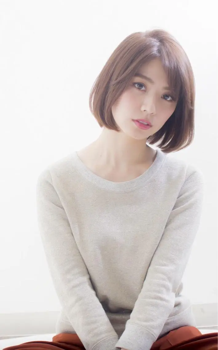 ミディアム 大久保 結加のヘアスタイル