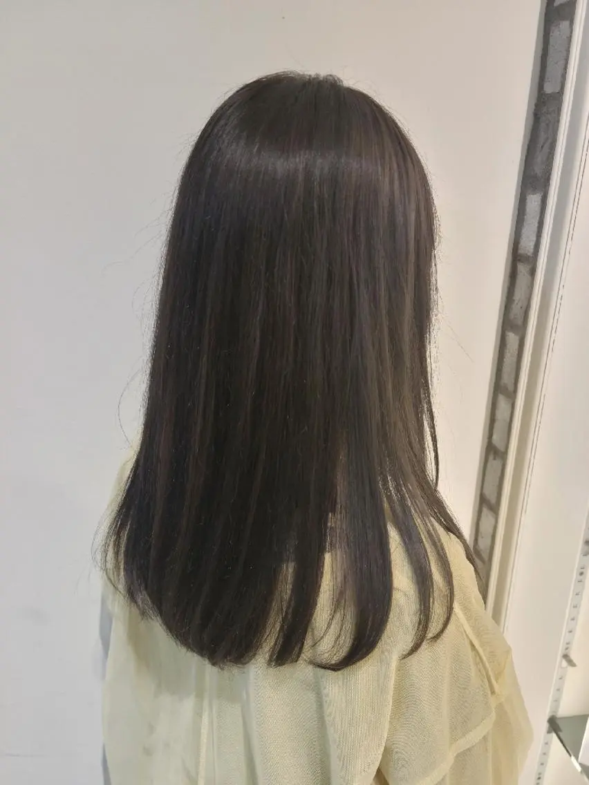 ロング カラー ブリーチ 透明感カラー 田中 孝征のヘアスタイル