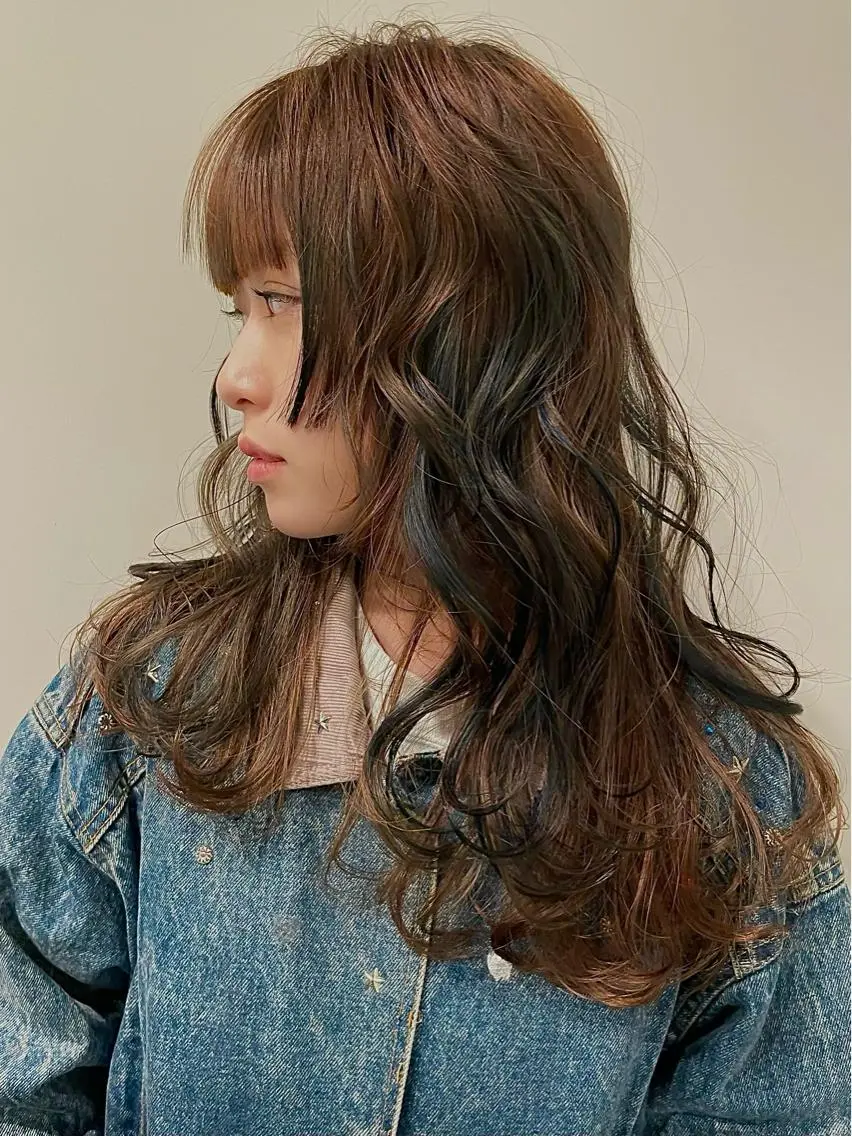 ミディアム カラー カット ヘアカラー トリートメント ブリーチ🫴 ボブ✍️レイヤーのヘアスタイル