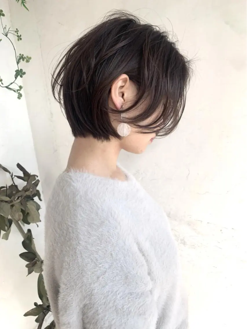 ショート カラー ショートボブ ハンサムショート 丸みショート デザインカラー ハイライトカラー カット ヘアカラー トリートメント 京都大人女性ショート 徒歩1分/秋山のヘアスタイル
