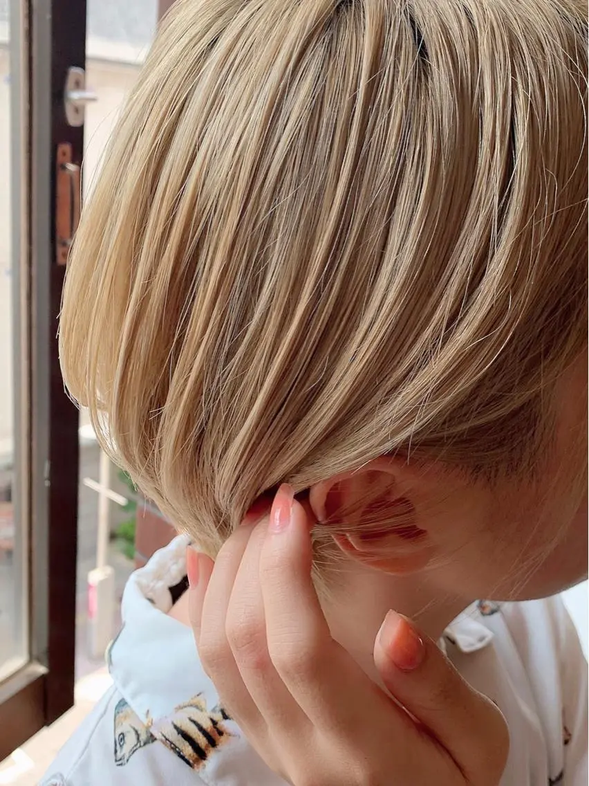 ショート カラー 透明感カラー ヘアカラー トリートメント 💛丁寧さNo.🥇 🧸片山智裕💛のヘアスタイル