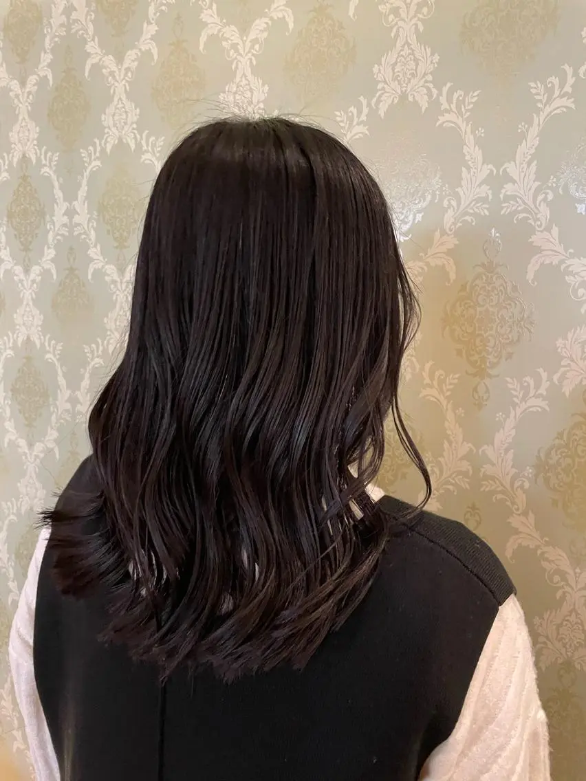 セミロング カット EARTH中島 秋桜久のヘアスタイル
