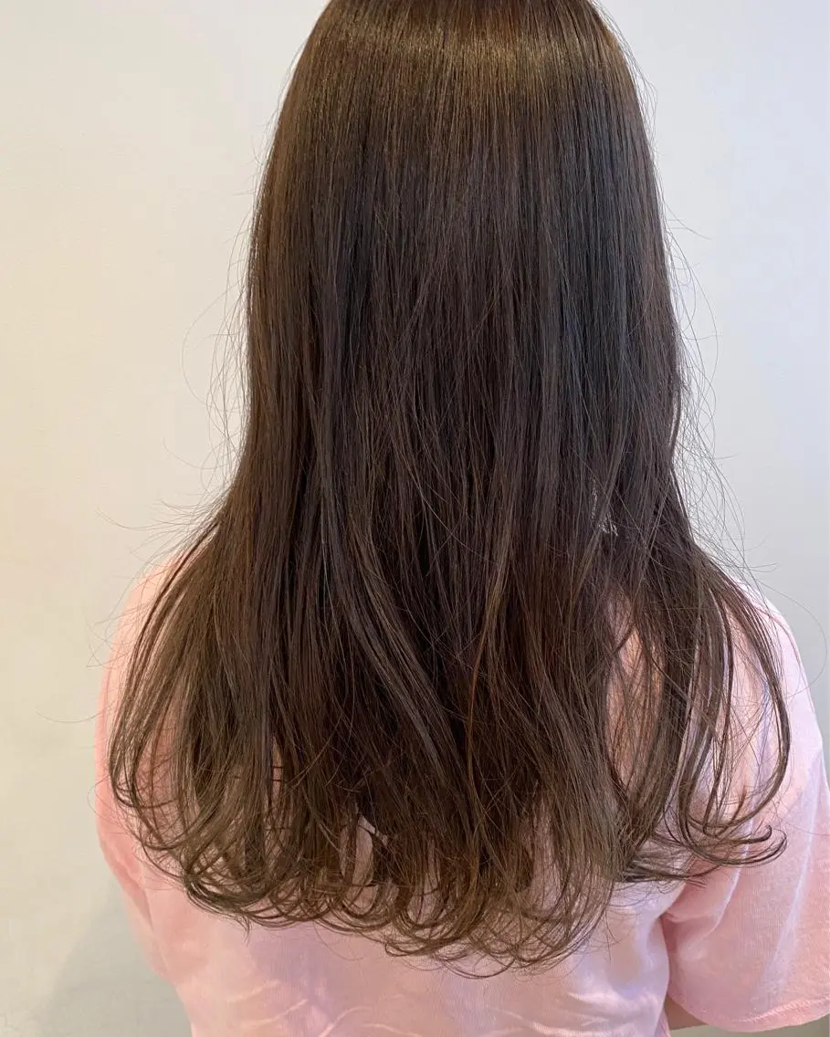 ロング カラー ベージュカラー グラデーションカラー RIKA韓国ヘア/く びれヘア/上品カラーのヘアスタイル