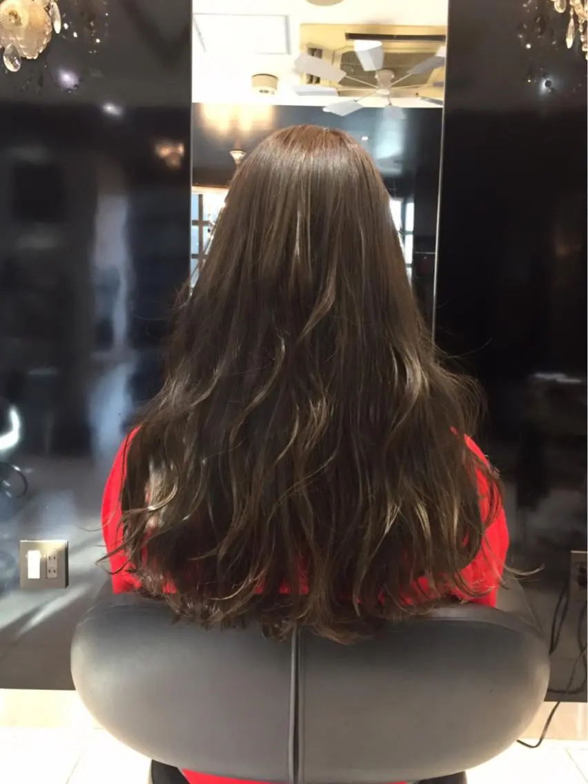 ロング アッシュ ロング natsu fujinoのヘアスタイル