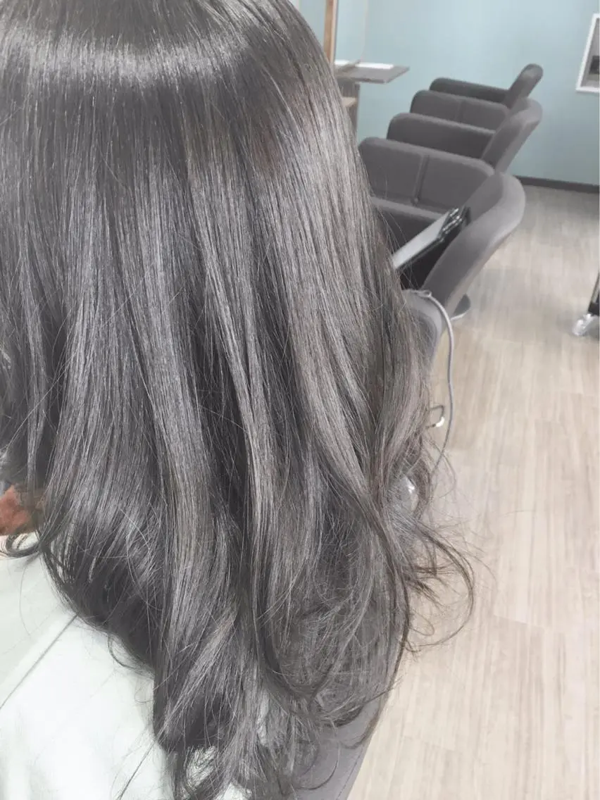 ロング カラー カット ヘアカラー 薬師寺 優のヘアスタイル