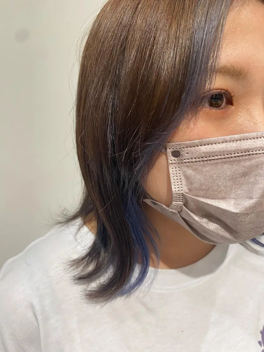 カラー ブリーチ ネイビーカラー シルバー MIKU ／fulamのヘアスタイル