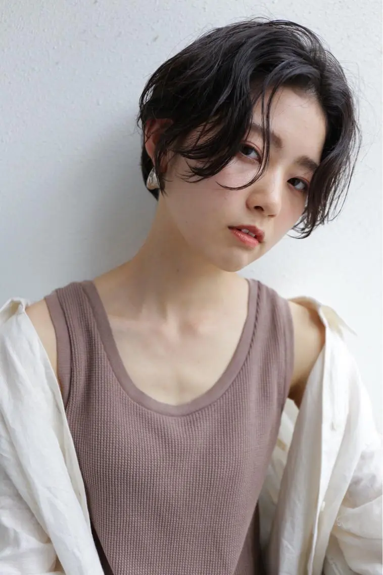 ショート e rikaのヘアスタイル