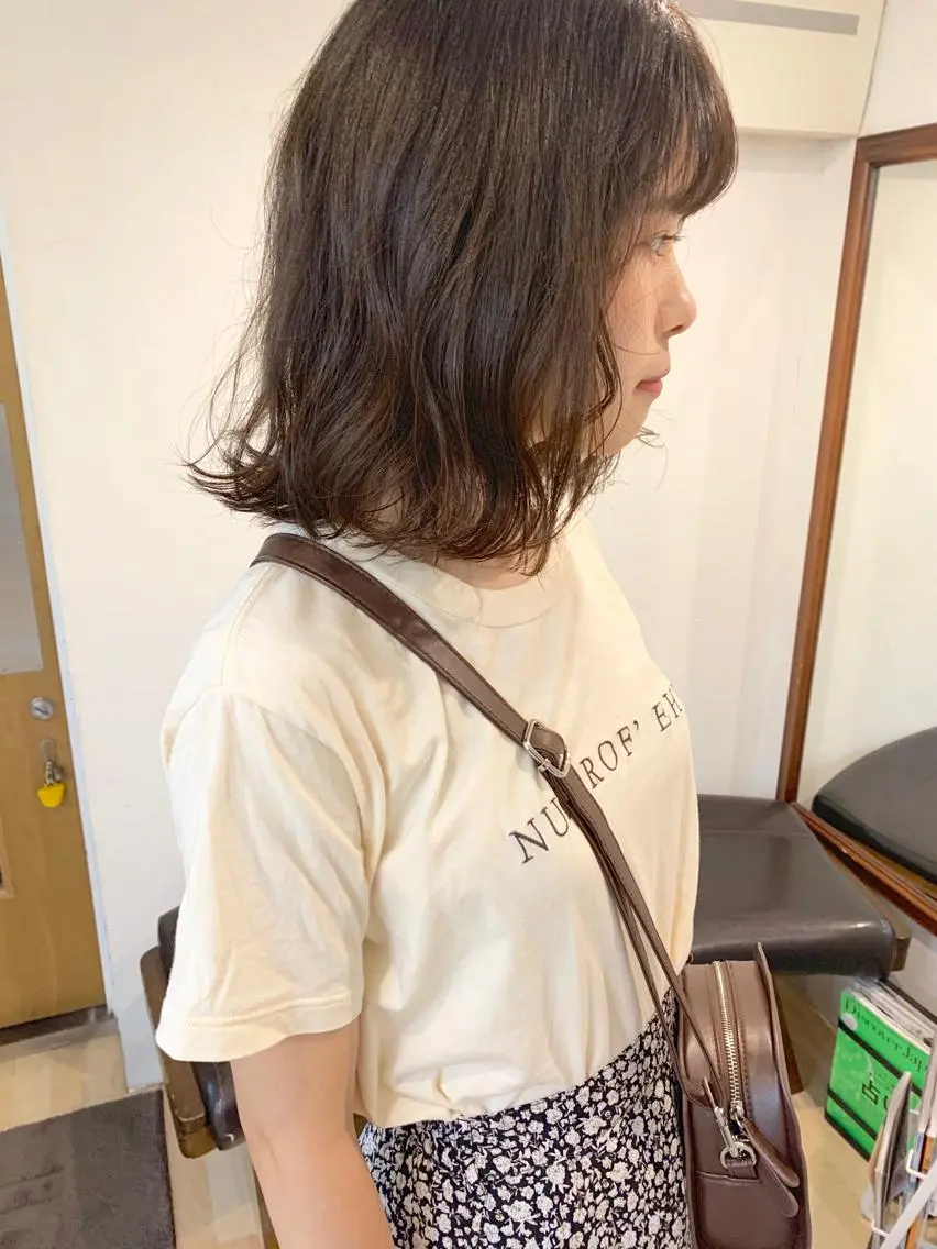 ミディアム カラー クニモトハルナ ボブ/柔らかカラーのヘアスタイル