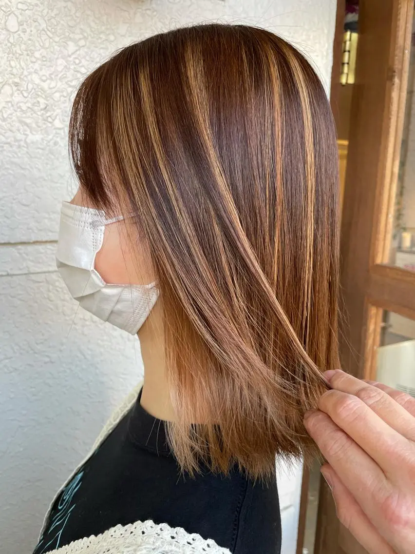 ミディアム カラー ヘアカラー レイヤーカット匠 イソザキノリユキのヘアスタイル