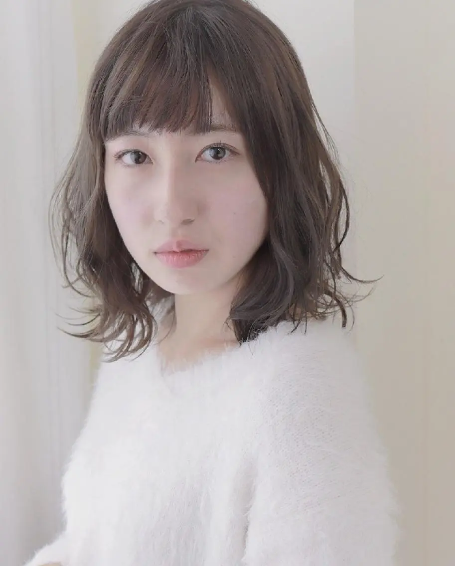 ミディアム カラー 伊藤 功士のヘアスタイル
