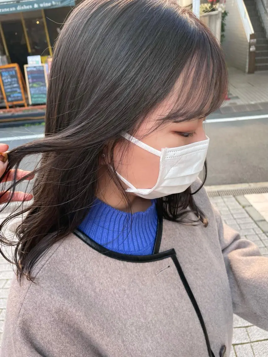 セミロング カラー ヘアアレンジ グレージュ ラベンダーカラー 抜け感ボブ×パーマ |kazaneのヘアスタイル