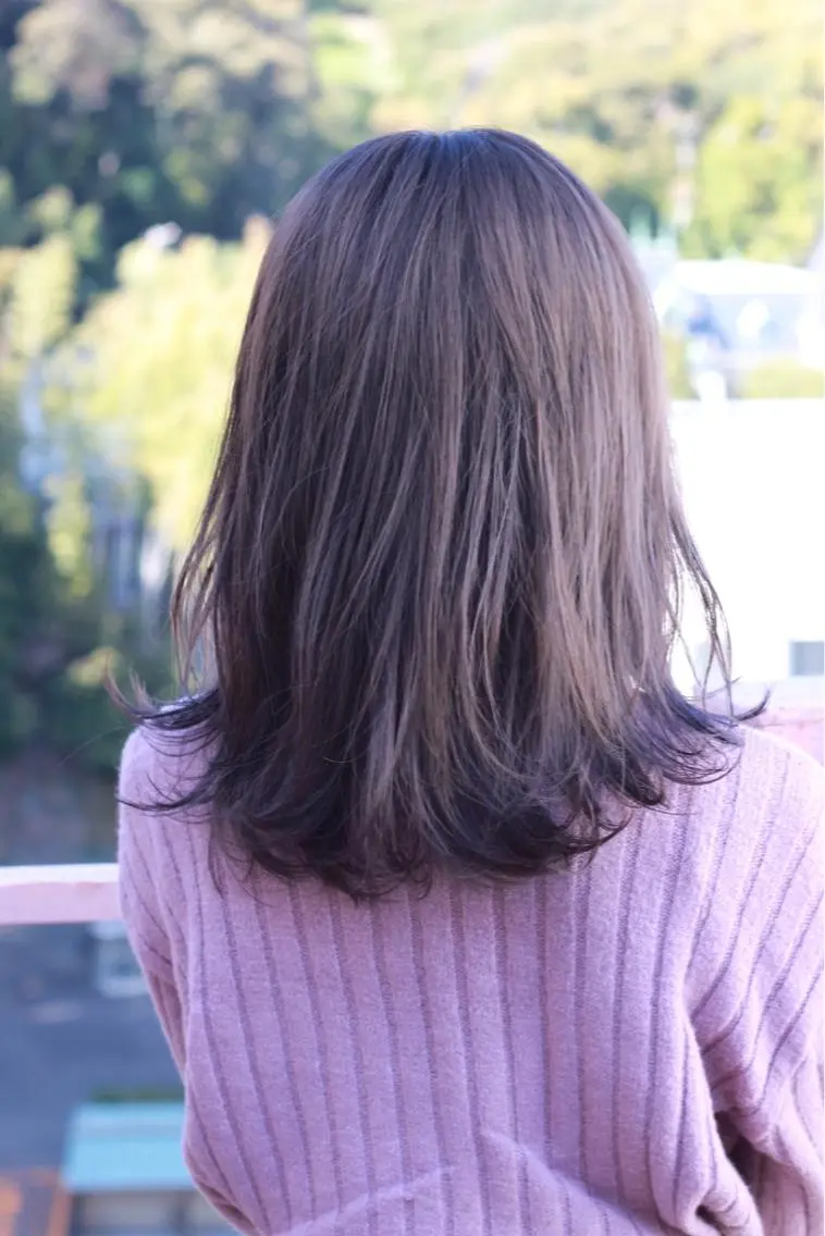 ミディアム カラー ラベンダーカラー シルバー カット Viage （ビアージュ）のヘアスタイル