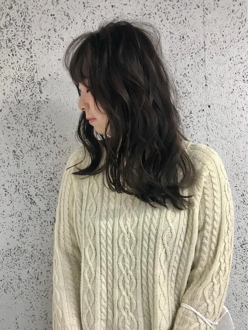 ロング カラー KOOKI スティードトーキョーのヘアスタイル