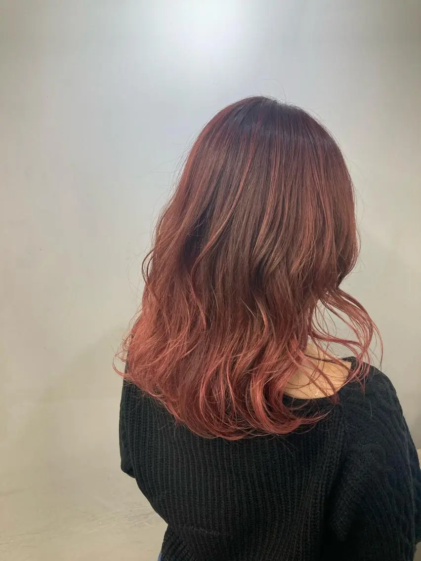 セミロング カラー ピンクカラー ヘアカラー ブリーチ&似合せボブ 田中寛十のヘアスタイル
