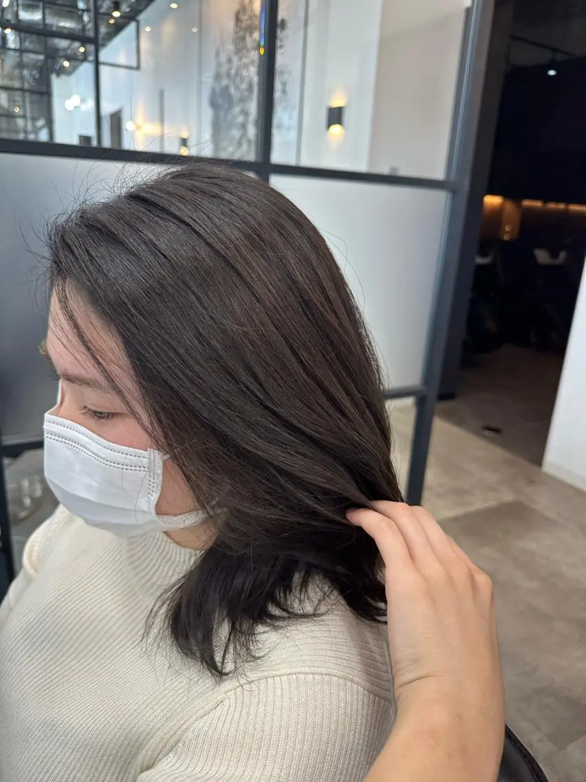 ミディアム カラー カット ヘアカラー トリートメント 韓国レイヤー✨ yasuko銀座のヘアスタイル