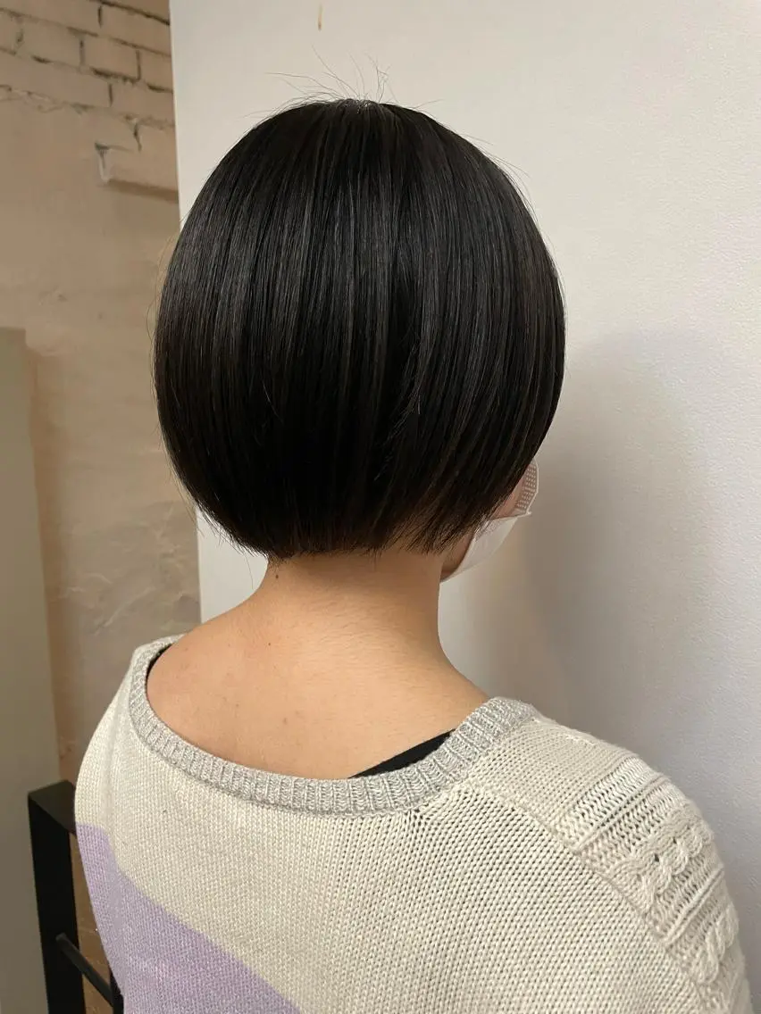 ミディアム ボブ 杉原 向日梨のヘアスタイル
