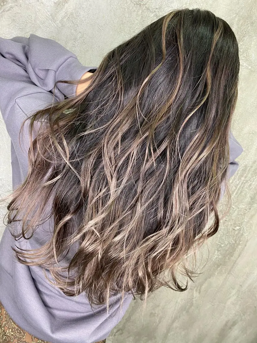ロング カラー 寺門 拓馬のヘアスタイル
