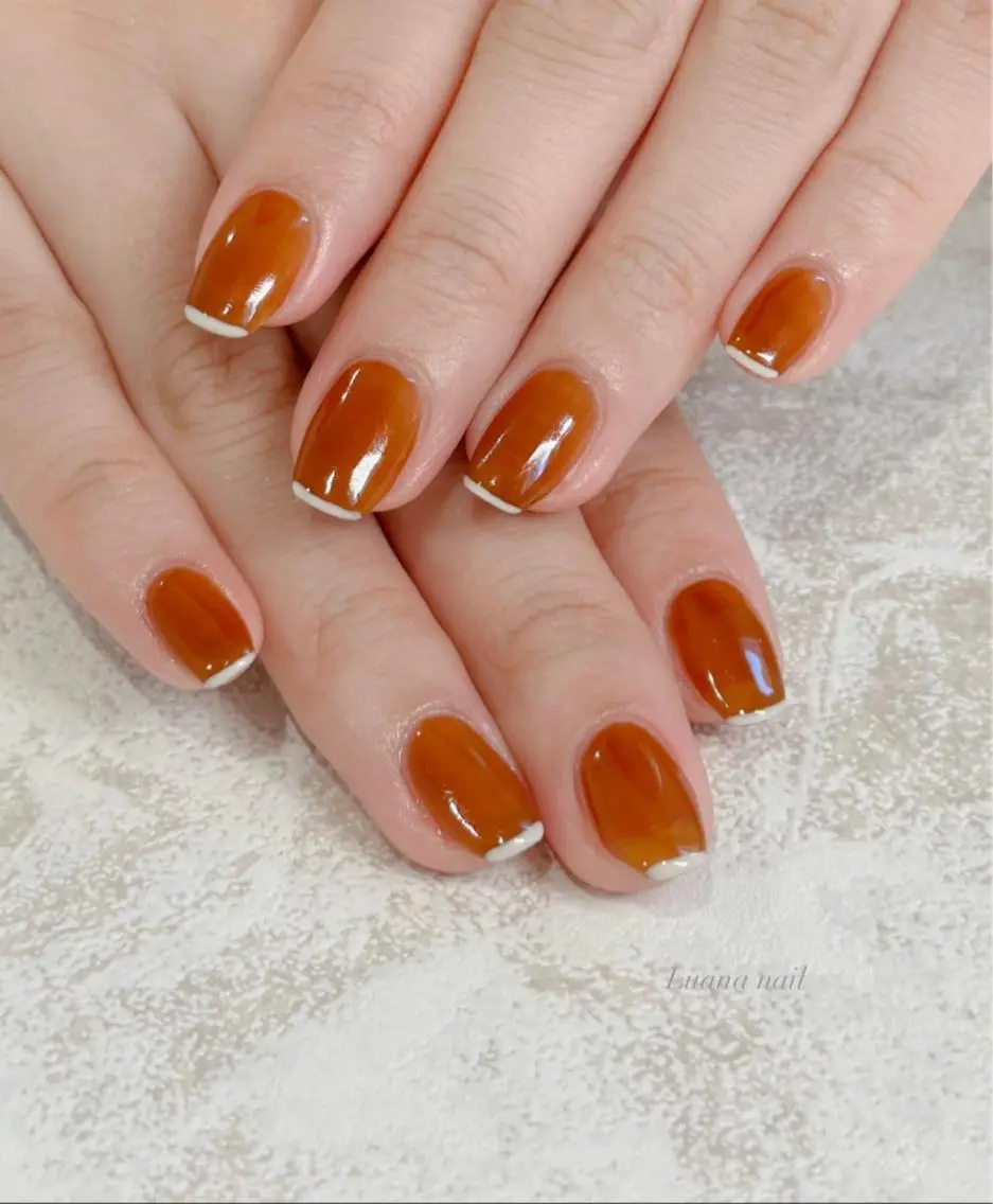 ショート ネイル ブラウン フレンチネイル ジェルネイル オフィスネイル パラジェル Luana nail (ルアナネイル)のネイルデザイン
