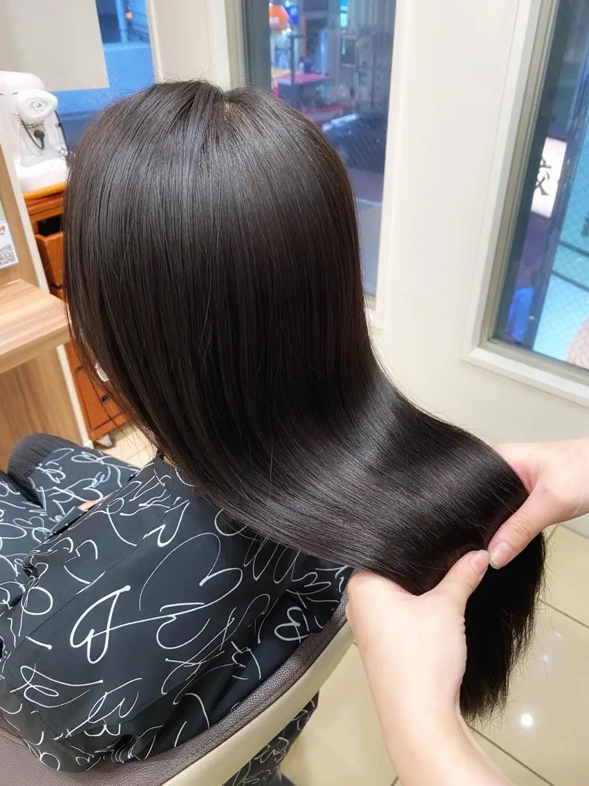 ロング パーマ カット 縮毛矯正 トリートメント 髪質改善特化美容師 小林和哉のヘアスタイル