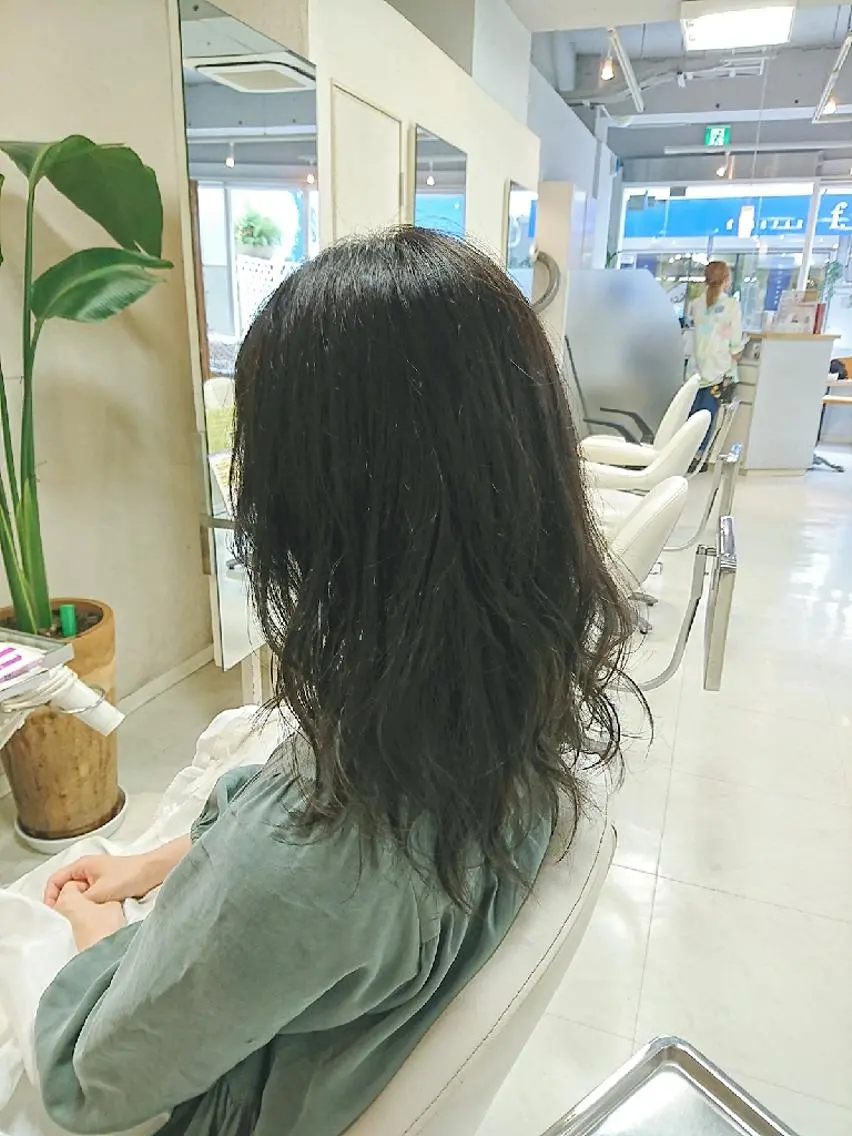 ロング カラー カット ヘアカラー nagane sayakaのヘアスタイル