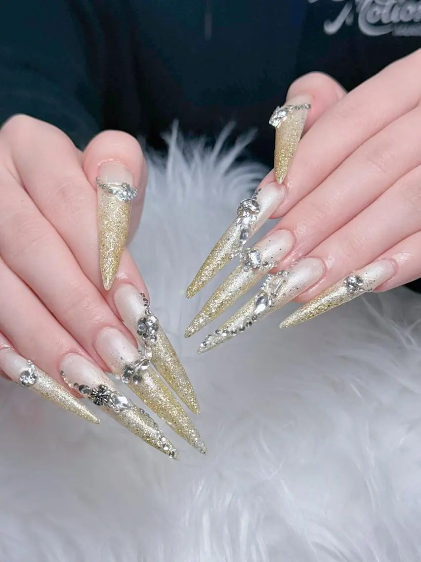 ネイル オーロラネイル 長さ出し フットネイル フレンチネイル ジェルネイル ハンドネイル Mio💖Belle Nail Salonのネイルデザイン
