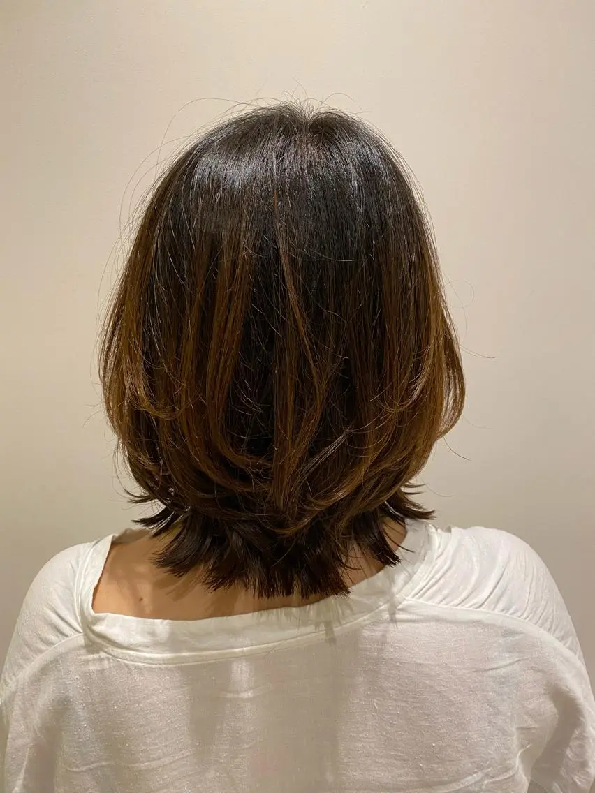 ミディアム くびれヘア カット ヘッドスパ 艶髪🌿美髪 大塚礼乃【西荻窪】のヘアスタイル