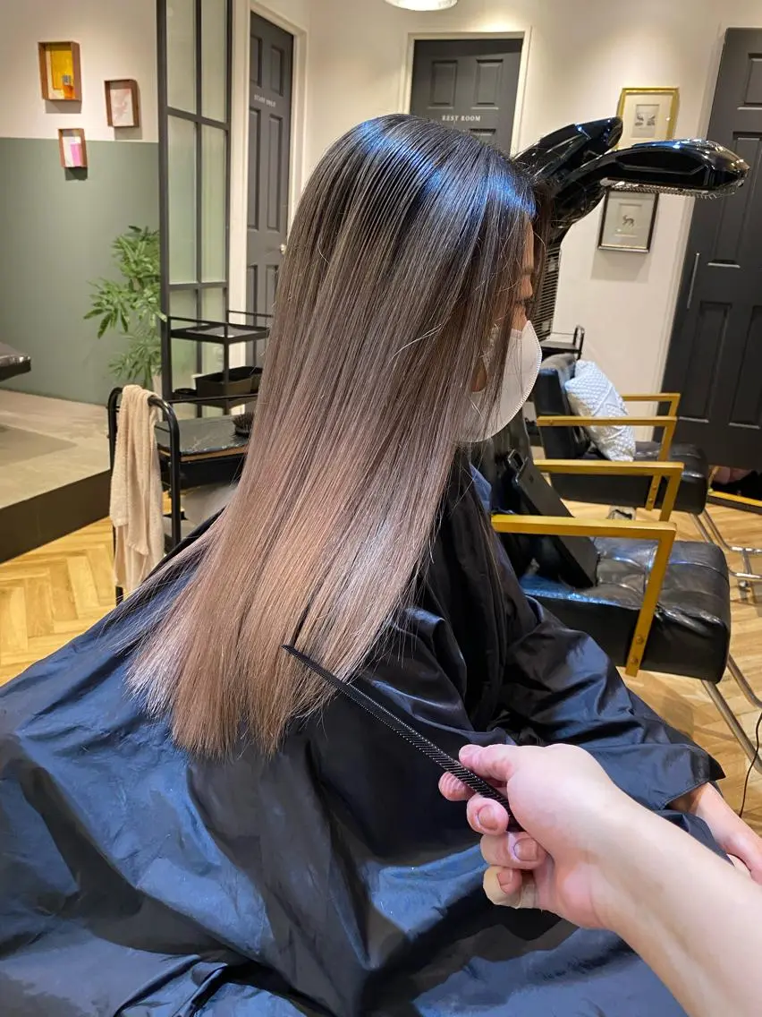 ロング ヘアカラー 大内田 凌馬のヘアスタイル