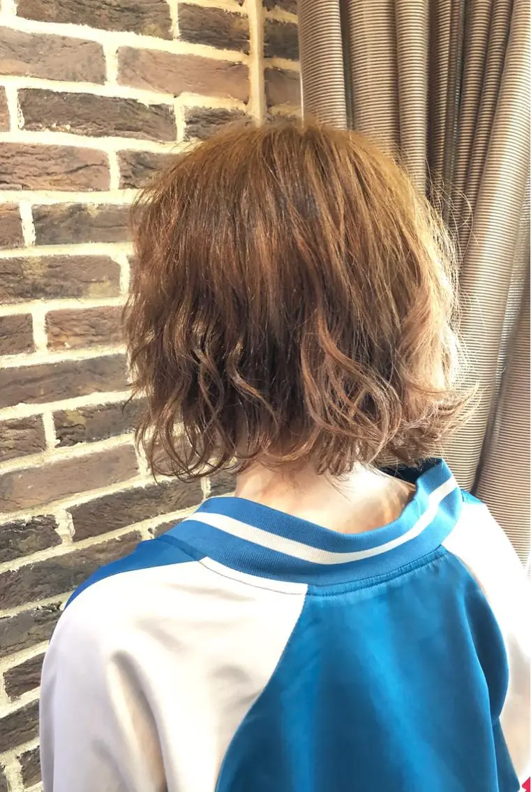 ショート カラー パーマ ベージュカラー ハイライトカラー ボブ 外国人風カラー ハイライト 高橋 隆一のヘアスタイル