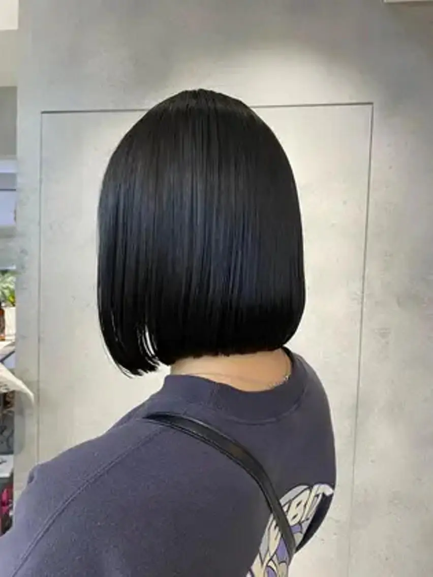ショート カット トリートメント 【公式】Adatto 🩵艶&透明感カラーのヘアスタイル