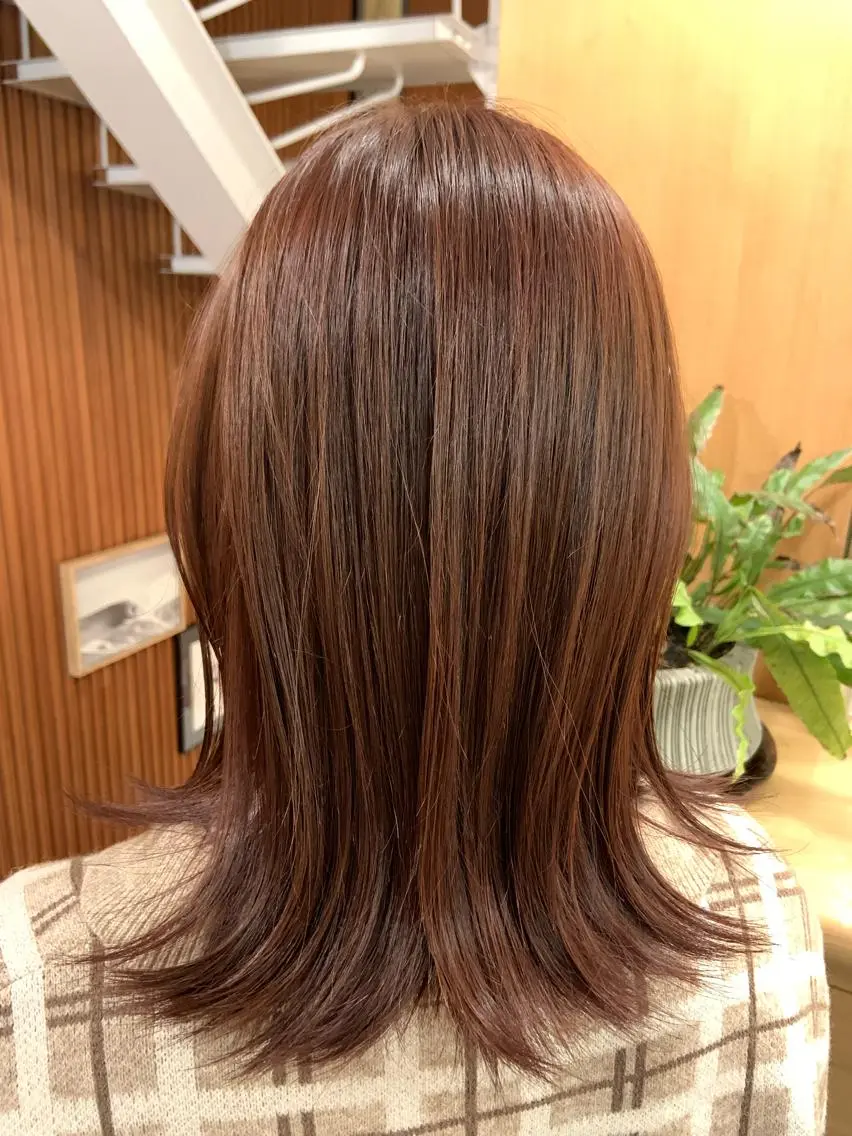 ミディアム カラー アオキ サキ💫のヘアスタイル