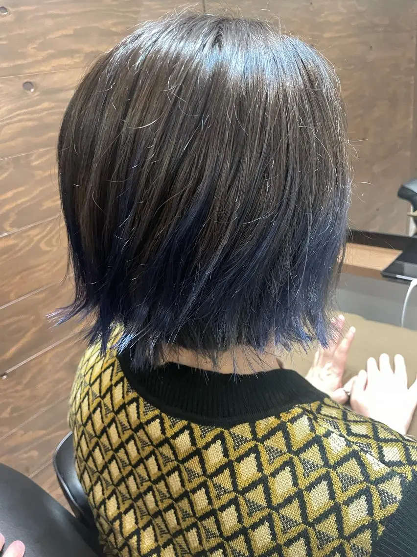 ショート カラー インナーカラー sato manamiのヘアスタイル