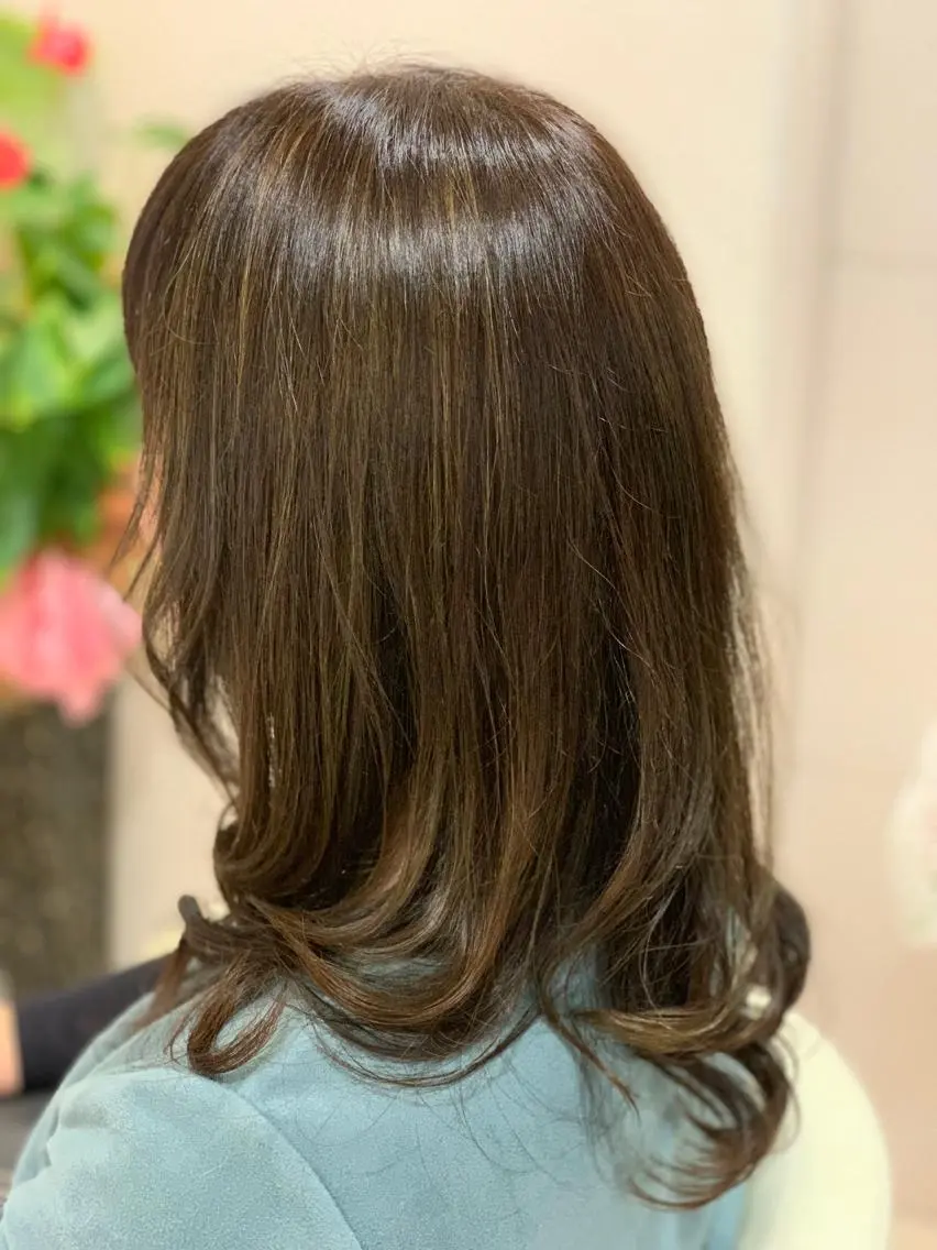 ロング カラー 河野 有希のヘアスタイル