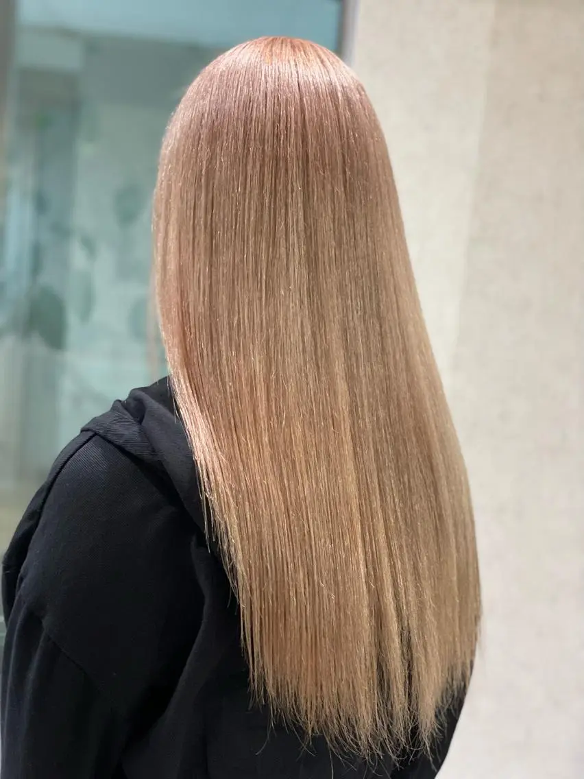 ロング カラー ヘアアレンジ ベージュカラー ブリーチ ケアブリーチ ダブルカラー イルミナカラー ヘアカラー トリートメント 髪質改善×ハイトーン 中田啄也のヘアスタイル