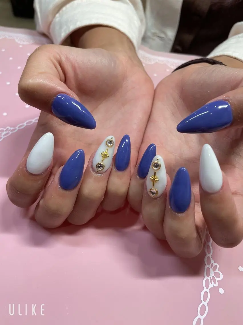 ミディアム ネイル ハンドネイル 《LB》ラブリエ Nail&eyeのマツエク・マツパデザイン
