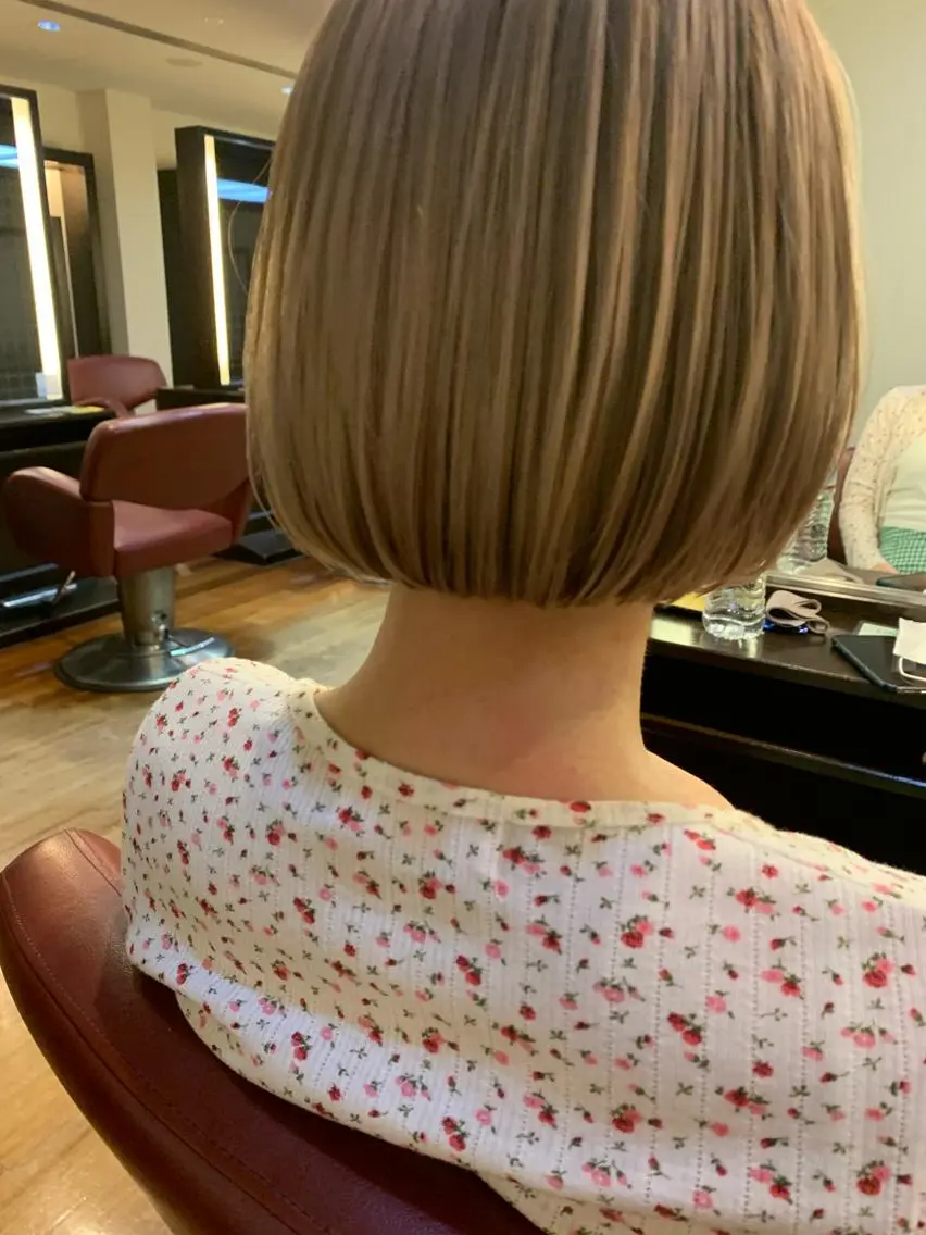 ショート カラー 切りっぱなしボブ ボブ カット ヘアカラー 伊藤 拓哉のヘアスタイル